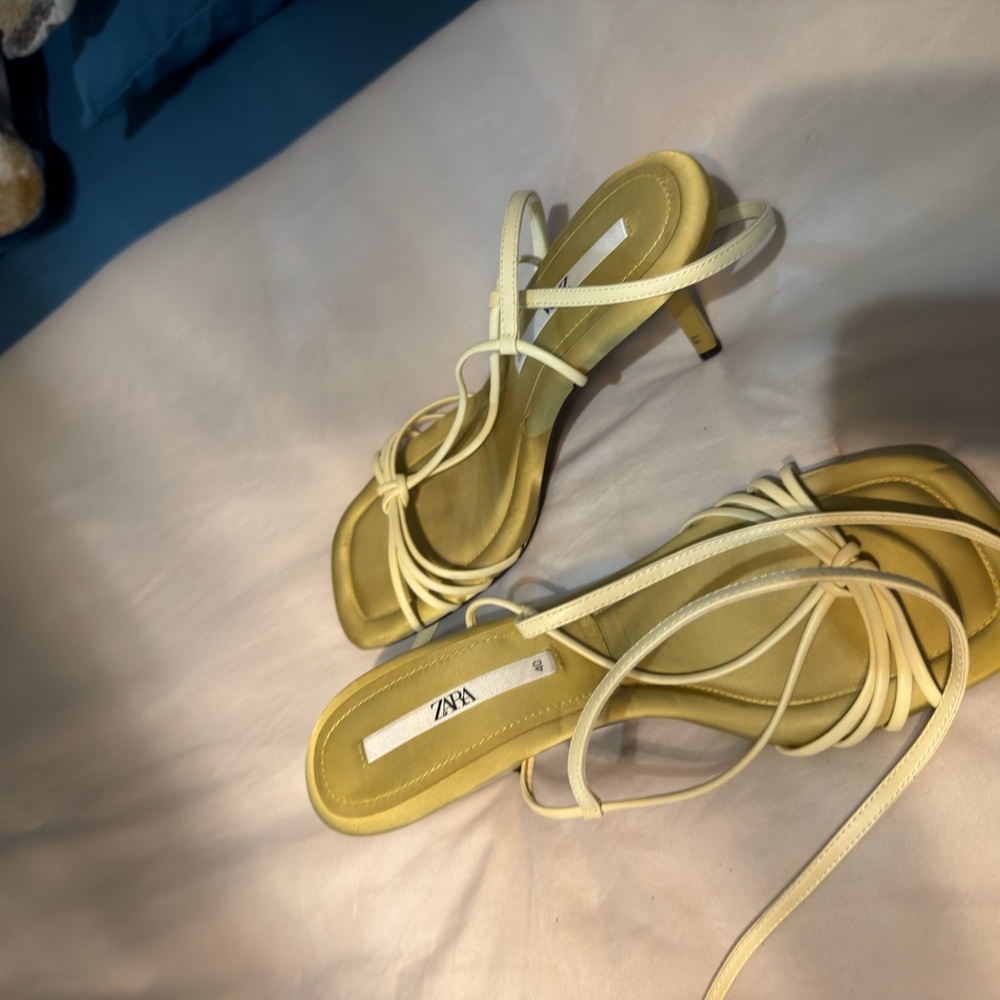 Zara Women's Lemon Strappy Heels
